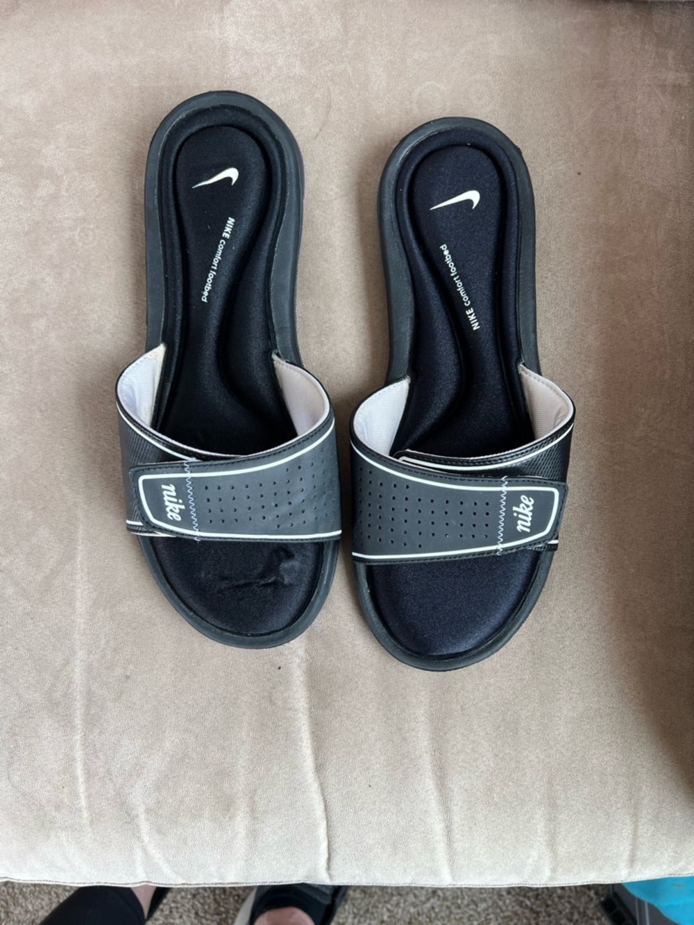 Nike Women's Black and White Slide Sandals